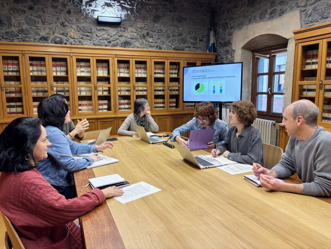 Industriaguneetako hondakinen bilketa eta kudeaketa udalaren eskumenekoak izango dira